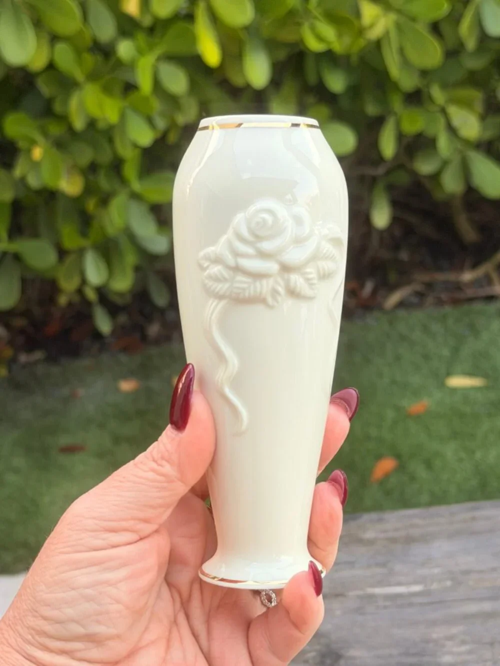Vintage NIB Lenox Rose Blossom Bud Vase Embossed Roses 24 Kt Gold Trim 6